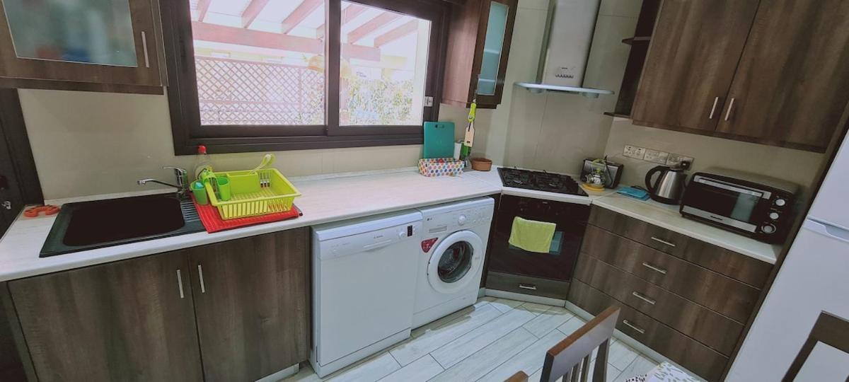 Stay Garden Flat Larnaca Dış mekan fotoğraf